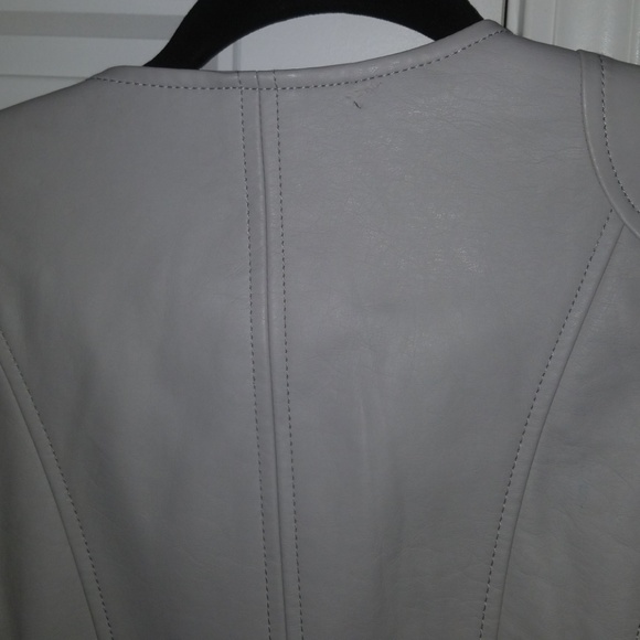 LIMITED GRAY LEATHER SHORT JACKET - Picture 4 of 5